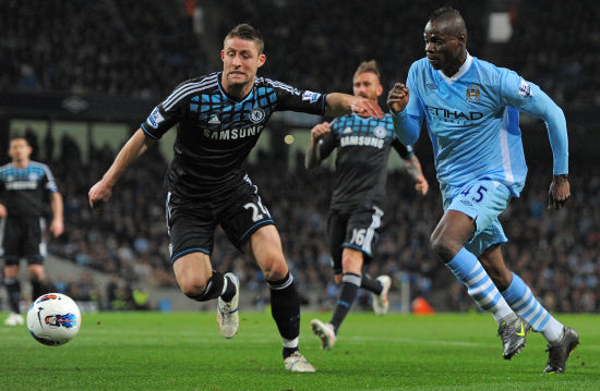 健的防守策 健的防守策